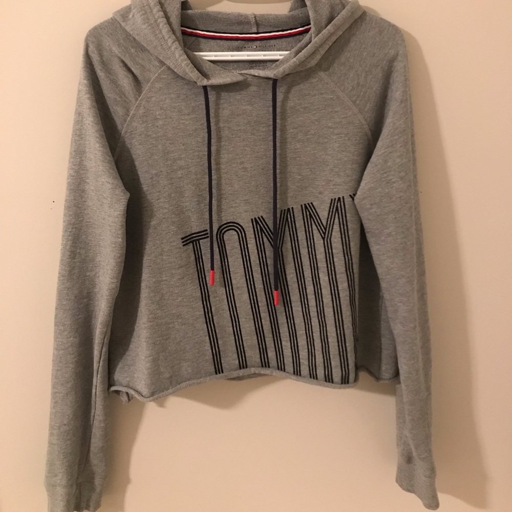 CROPPED HOODIE